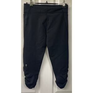 Ivivva (Lululemon for girls) 14 with pockets black with scrunch sides leggings